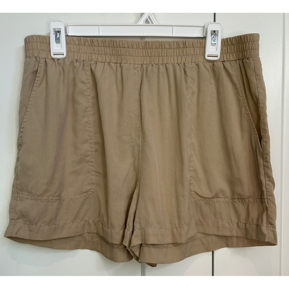 BCBG Maxazria Casual Shorts Elastic Waist Staples Quiet Luxury Comfy Womens L
